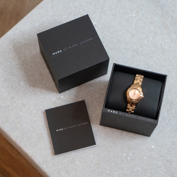 Marc by Marc Jacobs Mini Blade Rose Gold Watch - Picture 7 of 7
